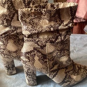 Snake boots